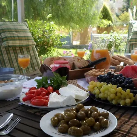 Kid & 1 Casa de Férias Katakoúli