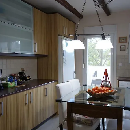 Kid & 1 Casa de Férias Katakoúli